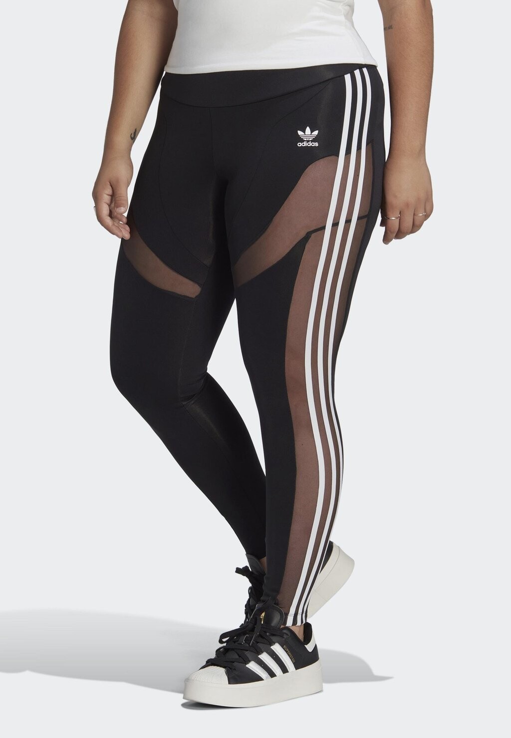 

Брюки adidas Originals, черный