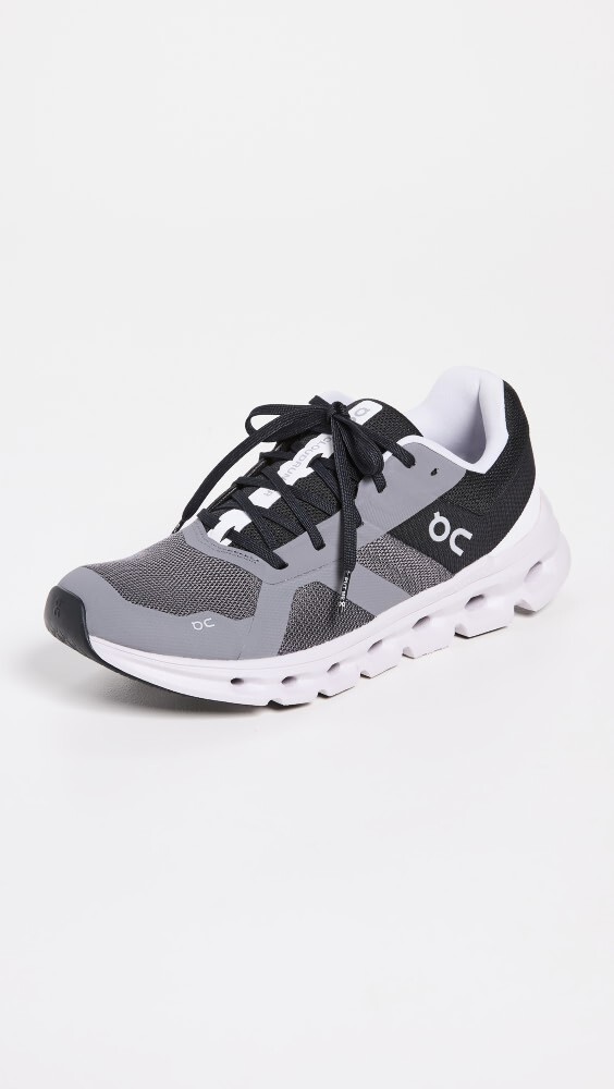 

Кроссовки On Cloudrunner