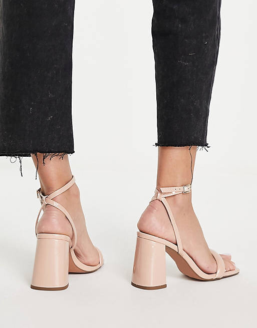 

Бежевые босоножки на блочном каблуке ASOS DESIGN Hilton едва там