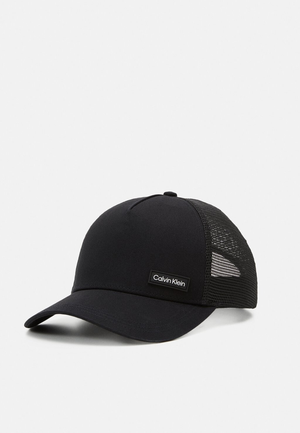 

Бейсболка Calvin Klein, черный