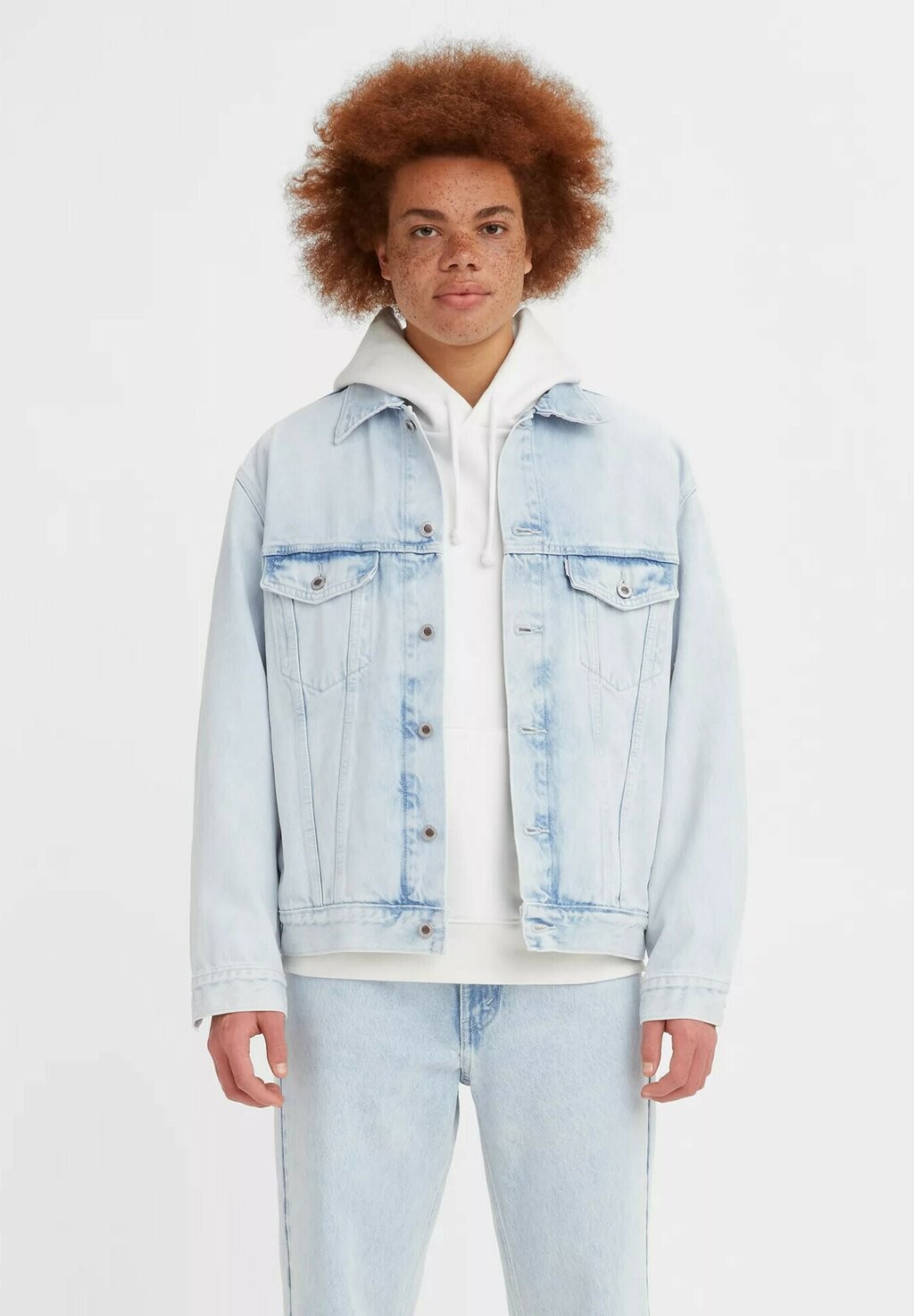 

Джинсовая куртка Levi's THE SILVERTAB TRUCKER, цвет icy dreams trucker