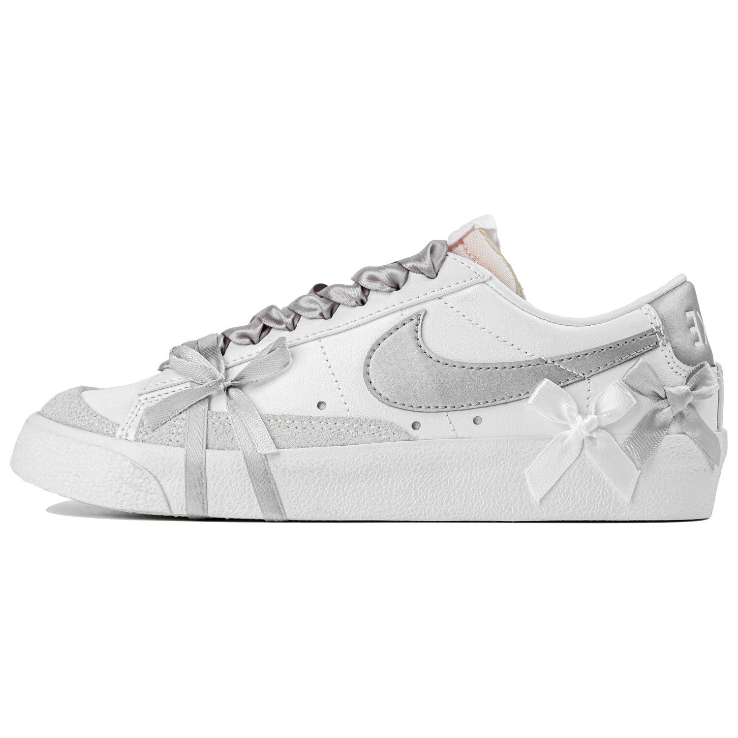 

Женские кроссовки для скейтбординга Nike Blazer