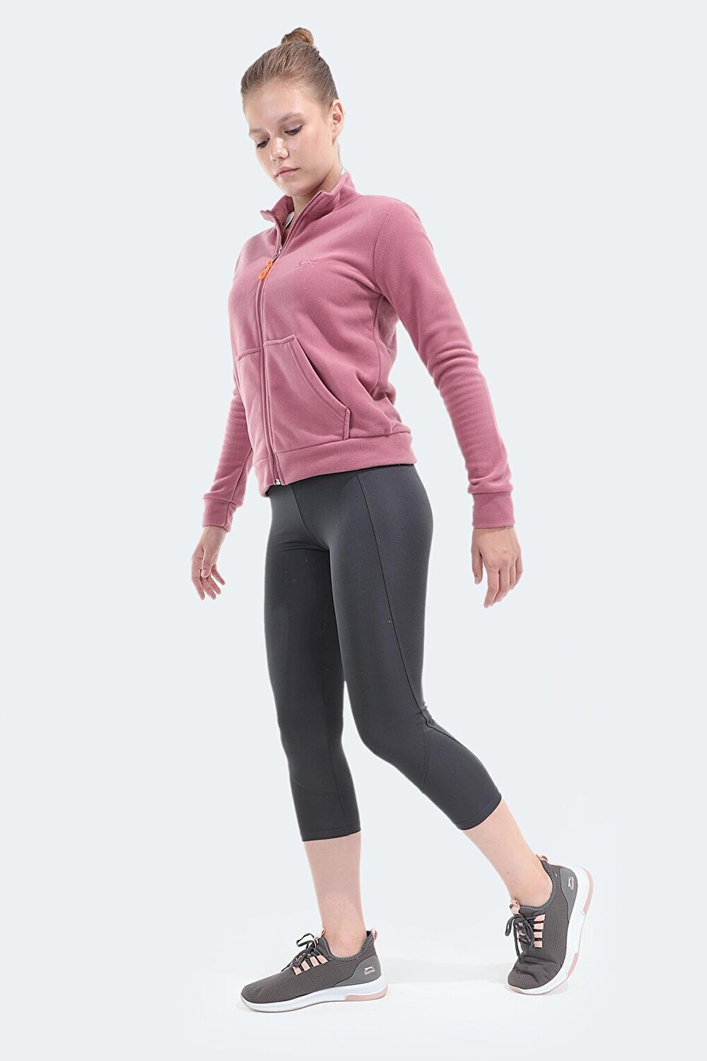 

Женские тайтсы для фитнеса RATNA темно-серые SLAZENGER