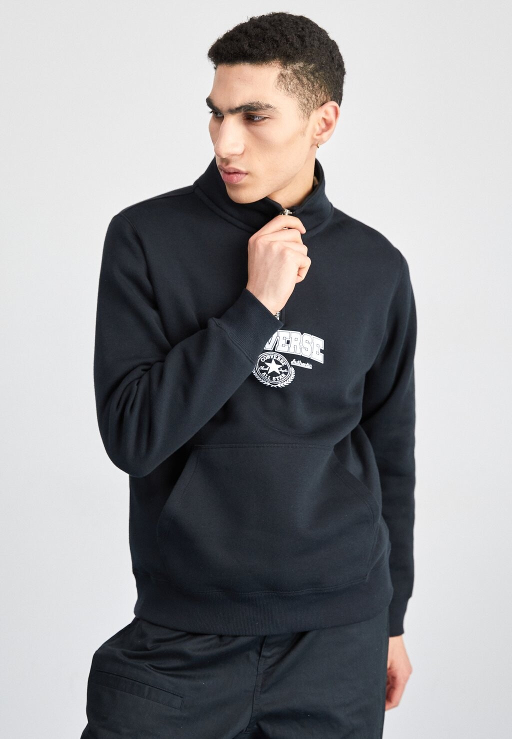 

Толстовка Retro Chuck Graphic Quarter Zip Converse, черный