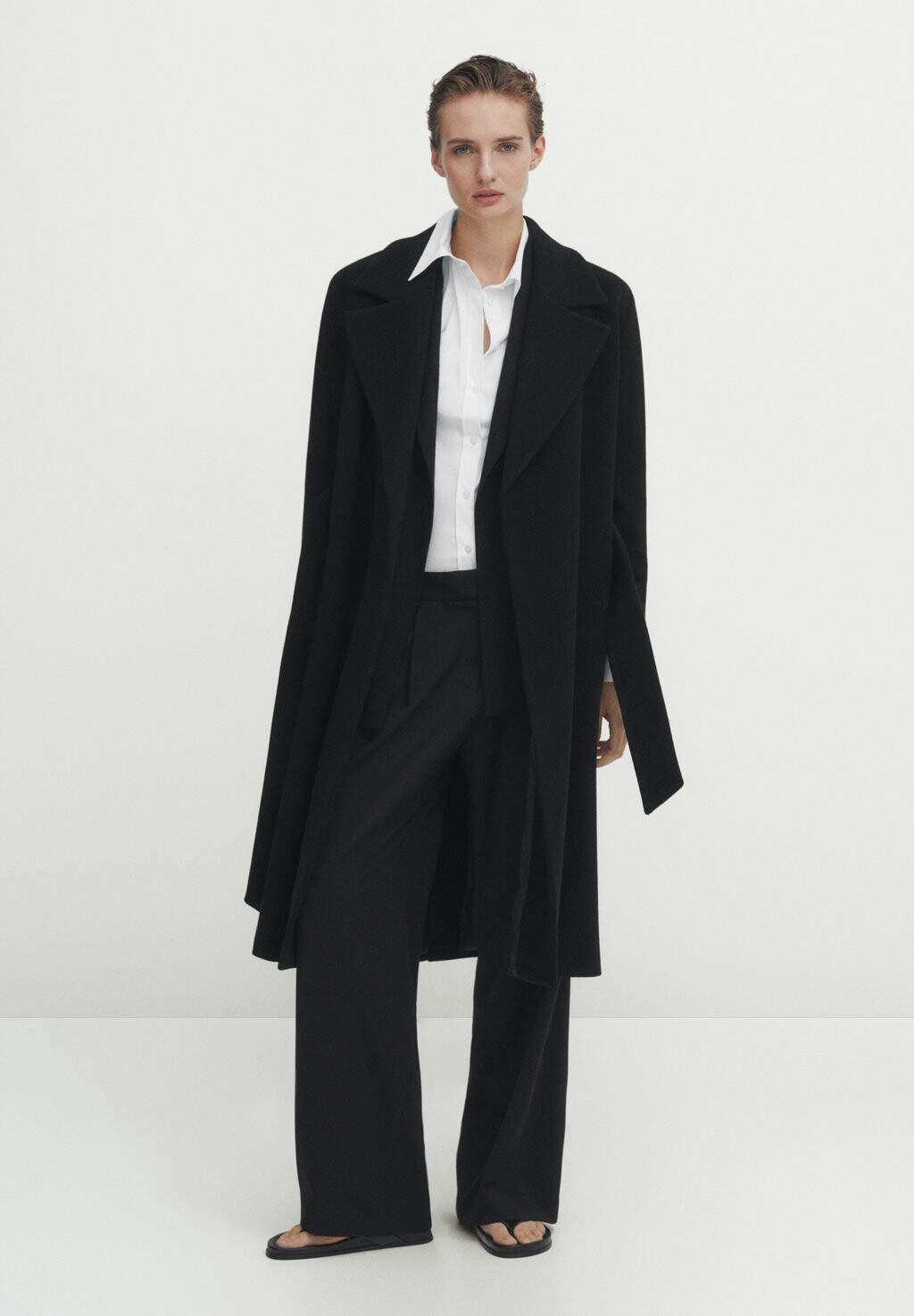 

Классическое пальто Massimo Dutti, черный