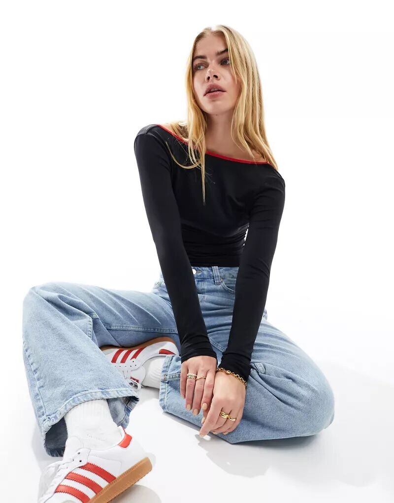 

Черный топ с низкой спинкой и контрастной красной деталью ASOS, Синий