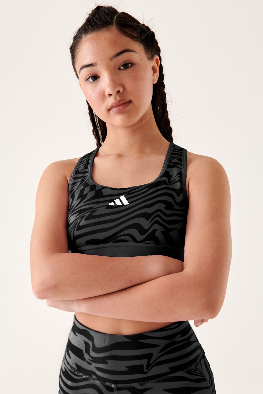 

Спортивный бюстгальтер средней поддержки adidas, серый