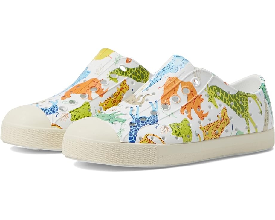 Кроссовки Native Shoes Jefferson Sugarlite Print, цвет Shell White/Bone White/Candy Safari Friends кроссовки jefferson sugarlite print native shoes kids цвет candy green shell white raincoat sunsmile