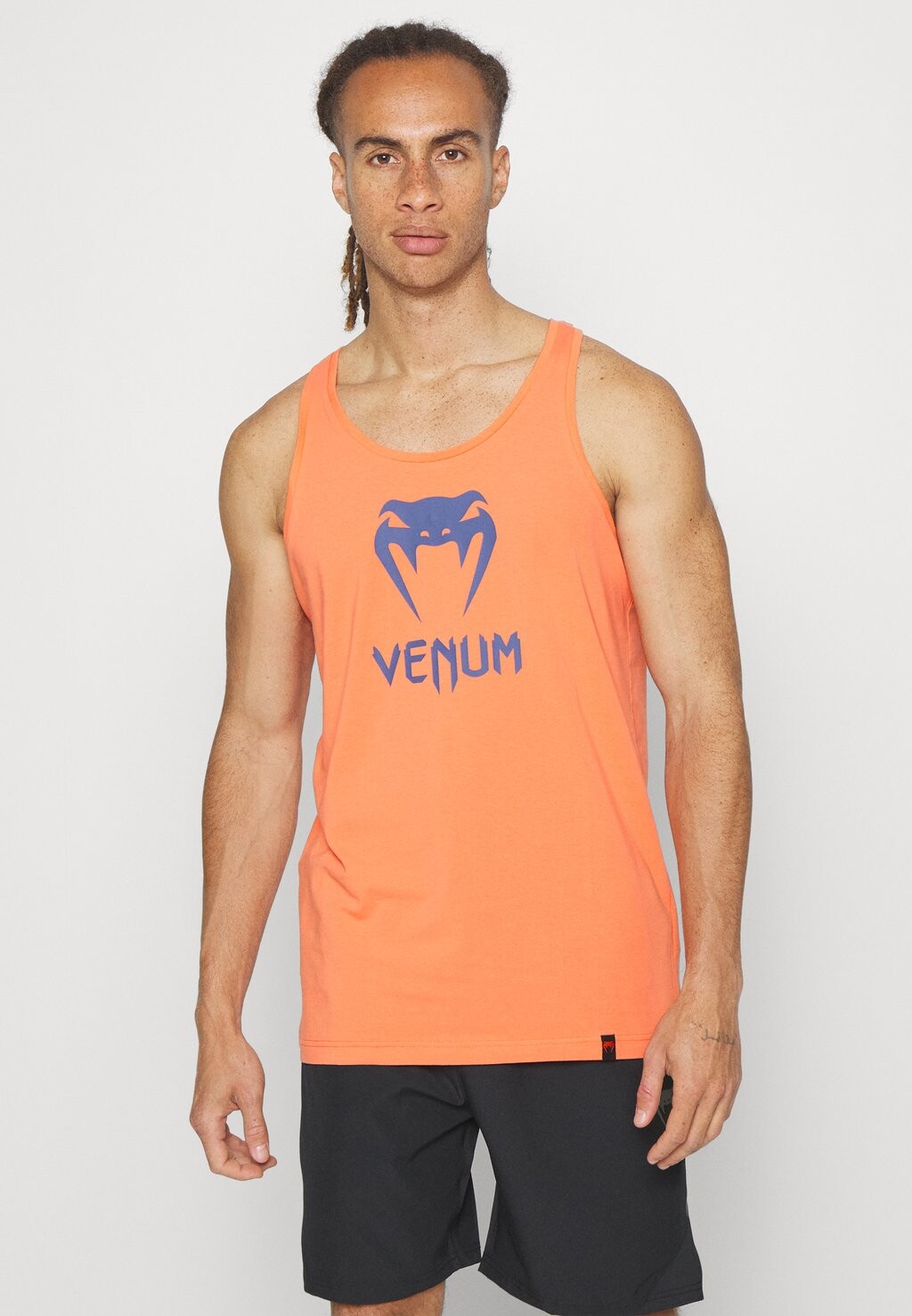 

Майка Venum