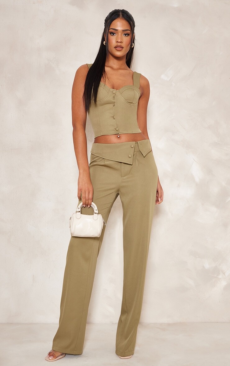 

PrettyLittleThing Высокие широкие брюки цвета хаки с отворотами спереди