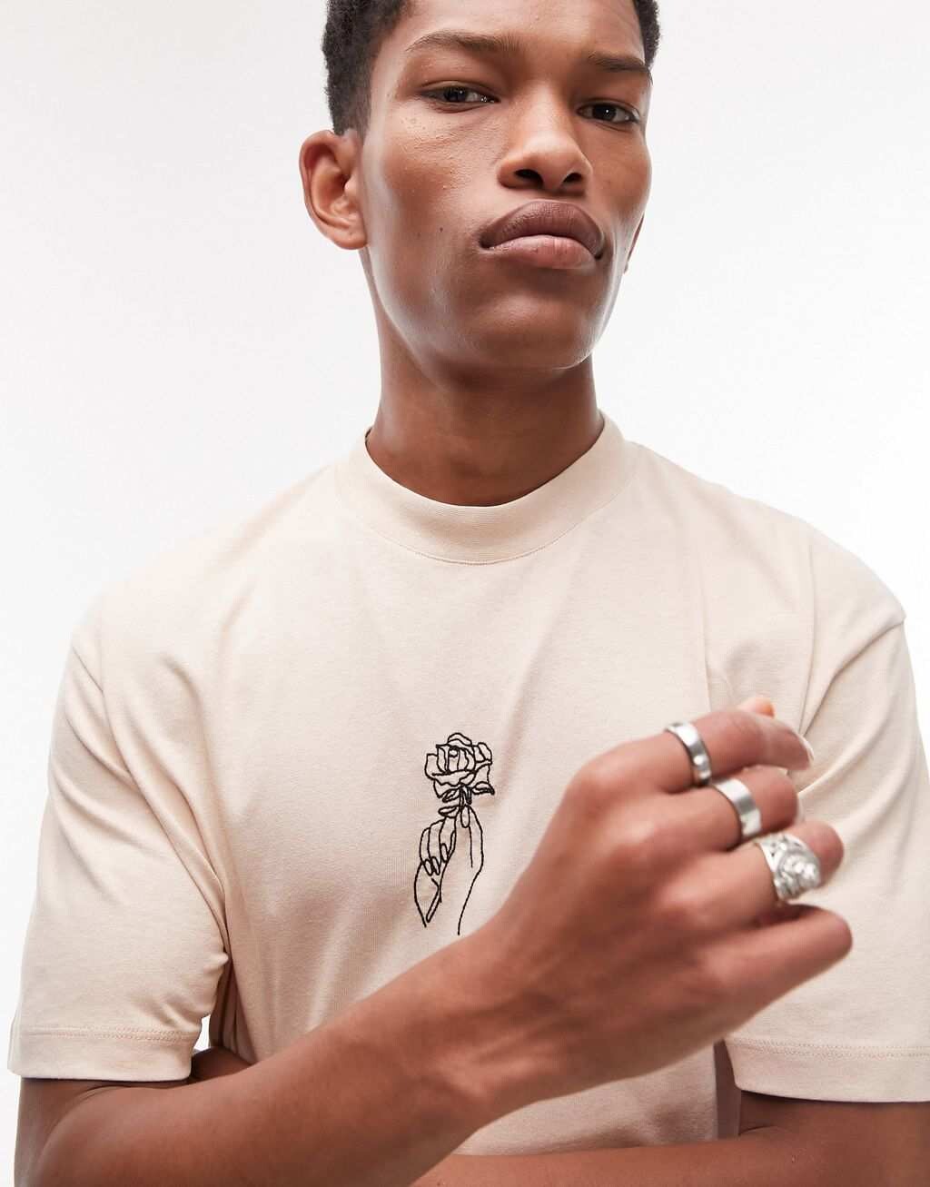 

Футболка оверсайз Topman с розами, вышитыми вручную камнями