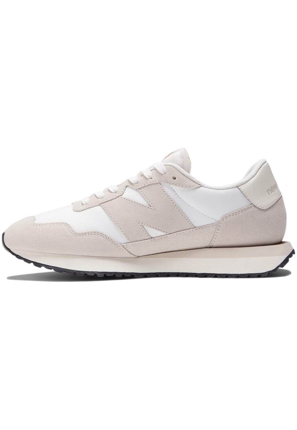 

Кроссовки New Balance, бежевый