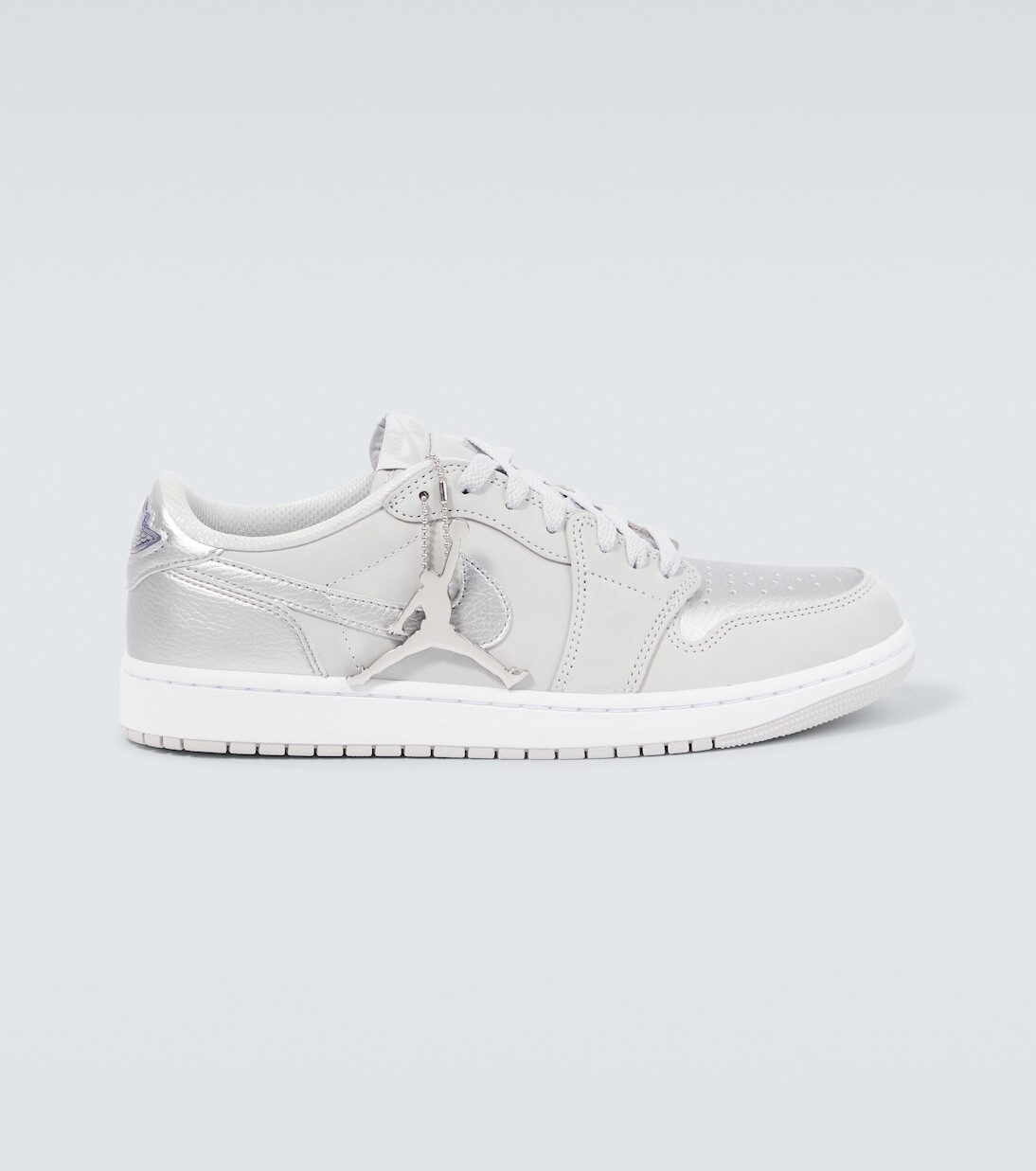 

Кроссовки Air Jordan 1 Low Nike, серый