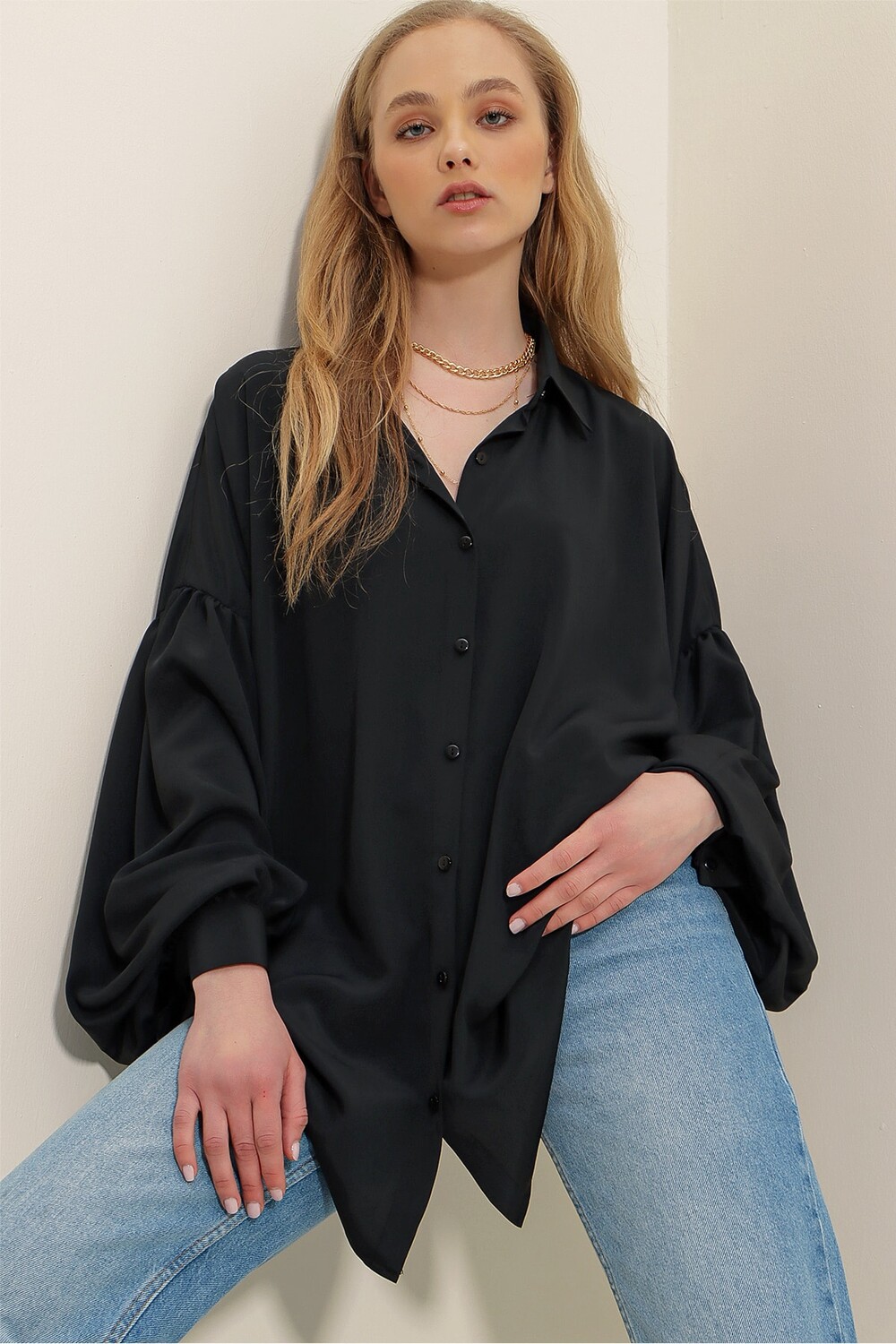 

Рубашка - Черная - Oversize Trend Alaçatı Stili, черный