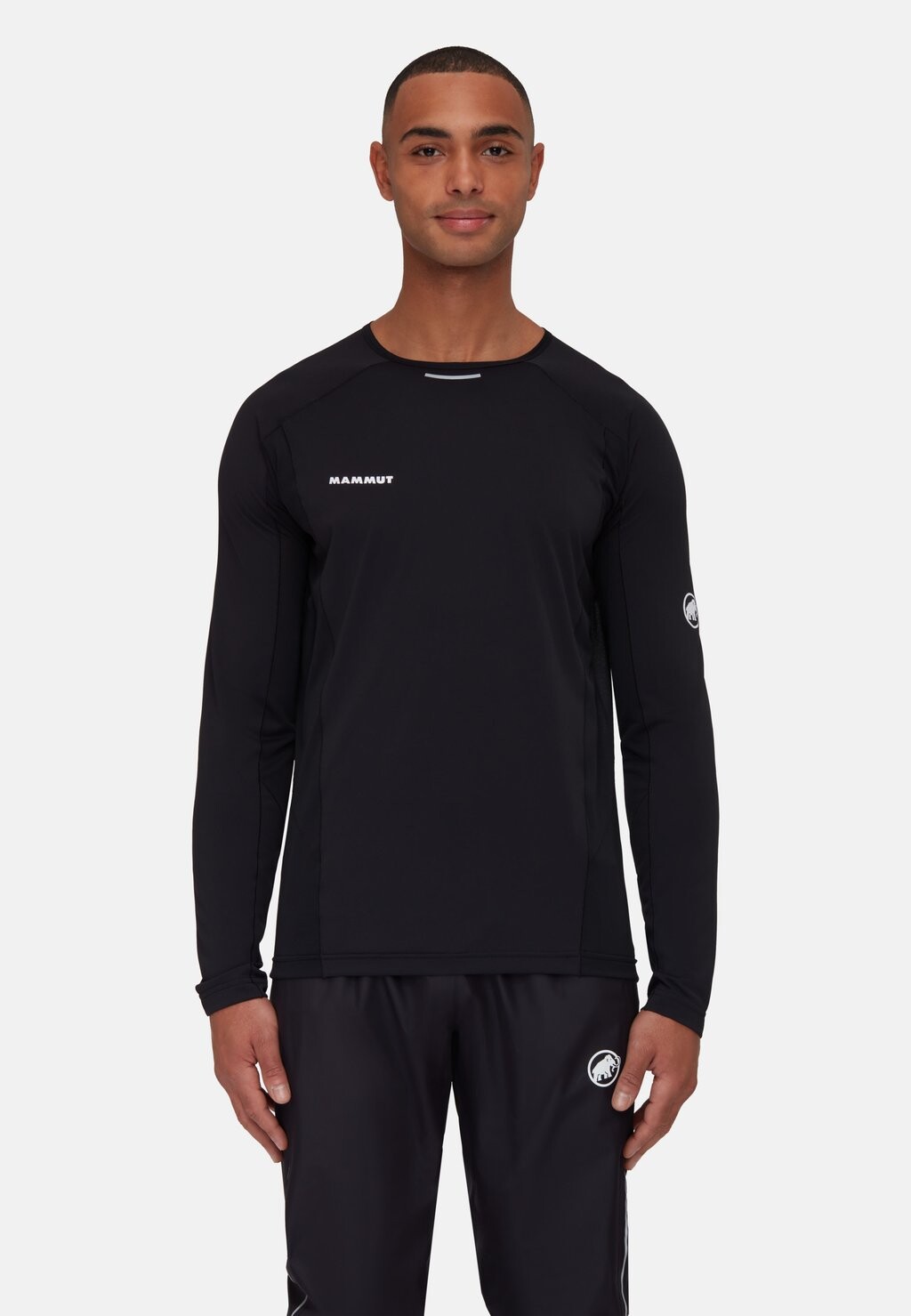 

Футболка с длинными рукавами Mammut, черный