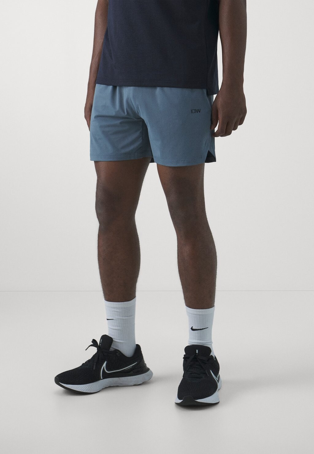 

Спортивные шорты STRIDE SHORTS ICANIWILL, цвет steel blue