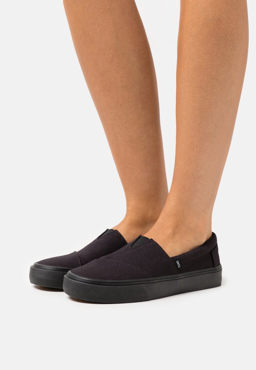 

Кроссовки TOMS, черный