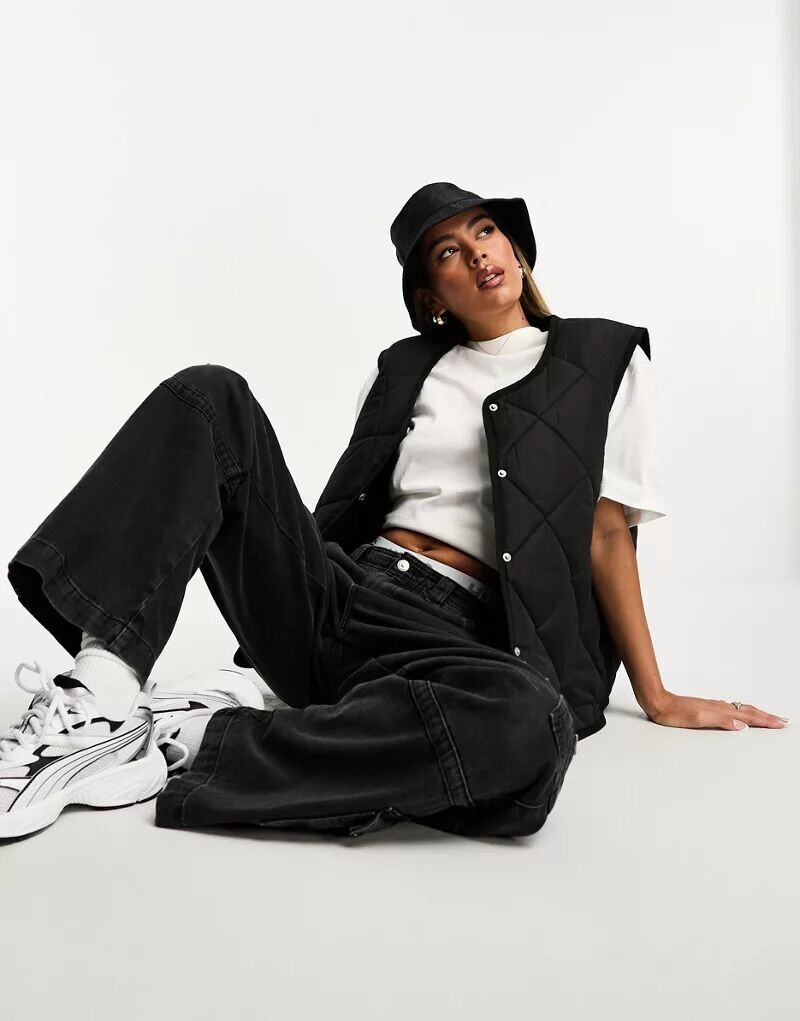 

Черный стеганый жилет ASOS Diamond