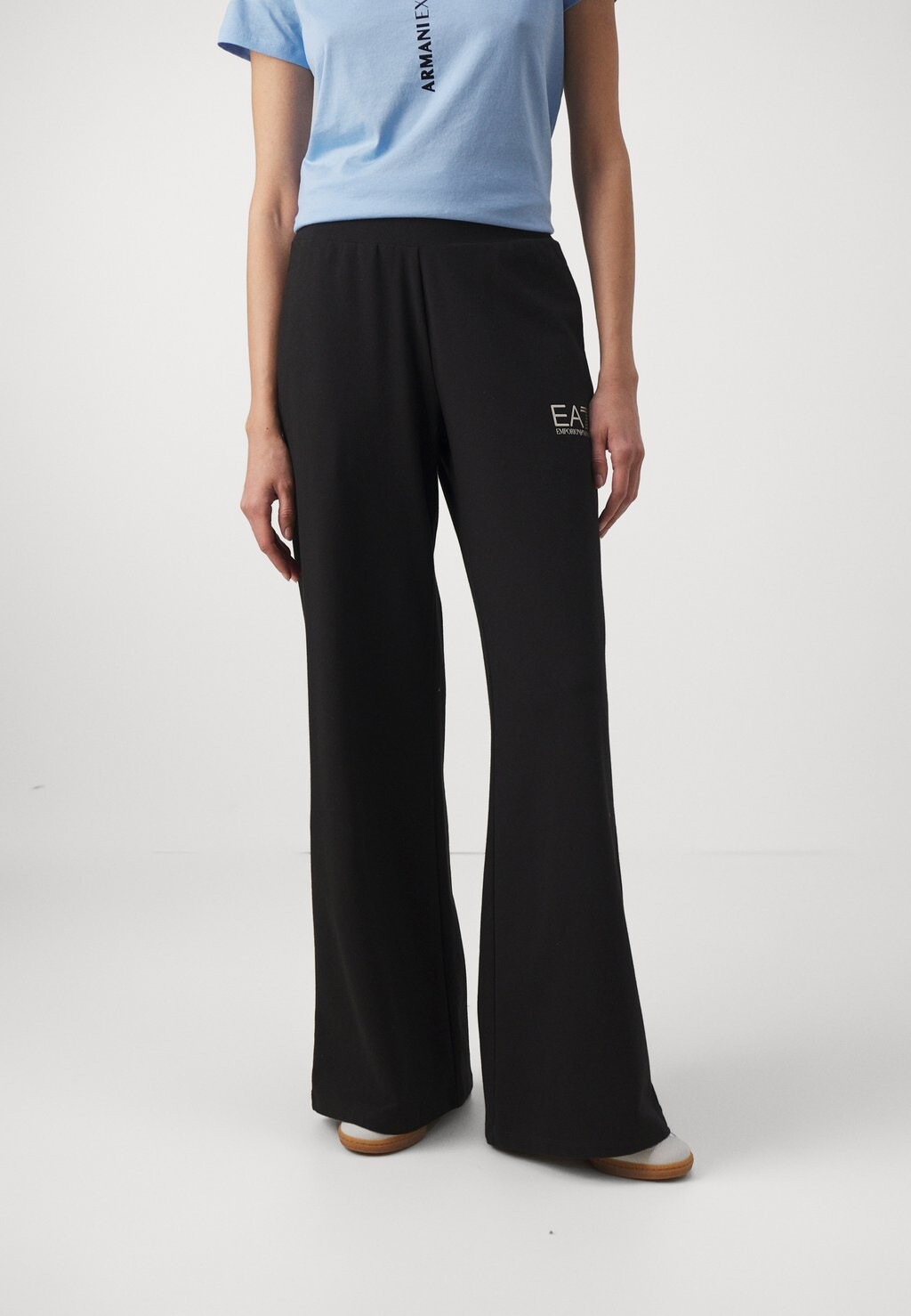 

Спортивные брюки EA7 Emporio Armani, черные