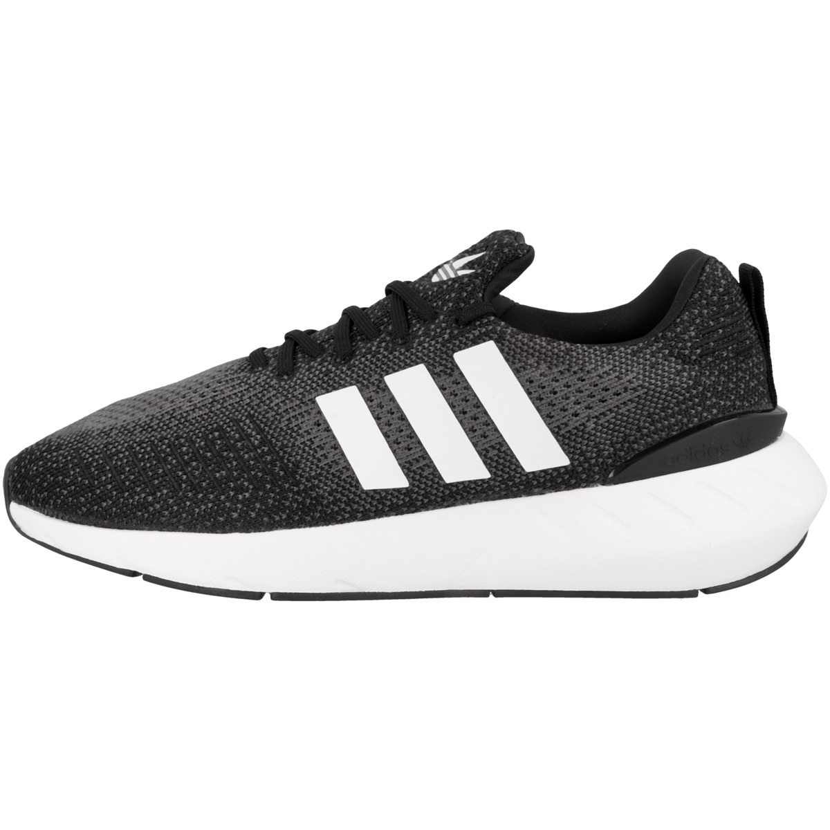 Низкие кроссовки Adidas originals low Swift Run 22, черный кроссовки adidas originals swift run 22 black white черный