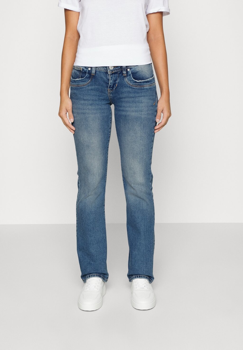 

Джинсы Bootcut LTB