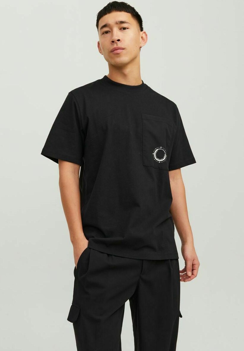 

Футболка с принтом Jack & Jones, черный