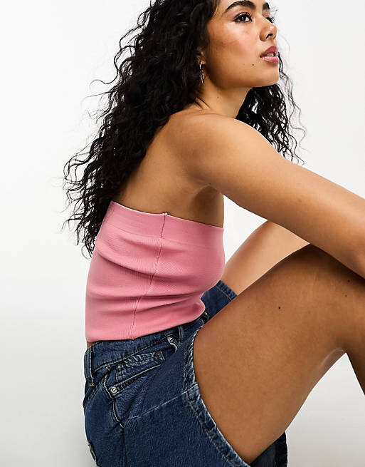 

Розовый вязаный укороченный топ-бандо ASOS DESIGN