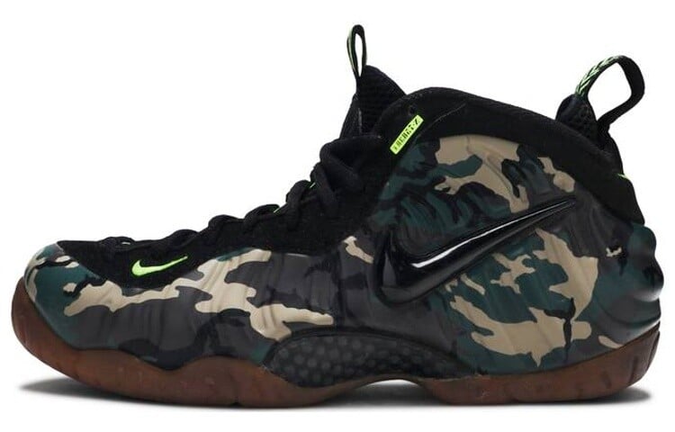 

Армейский камуфляж Nike Air Foamposite Pro