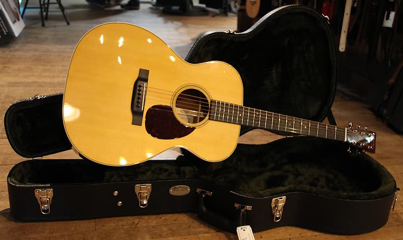 Акустическая гитара Martin Custom Shop OM-14 Sinker Mahogany цена и фото