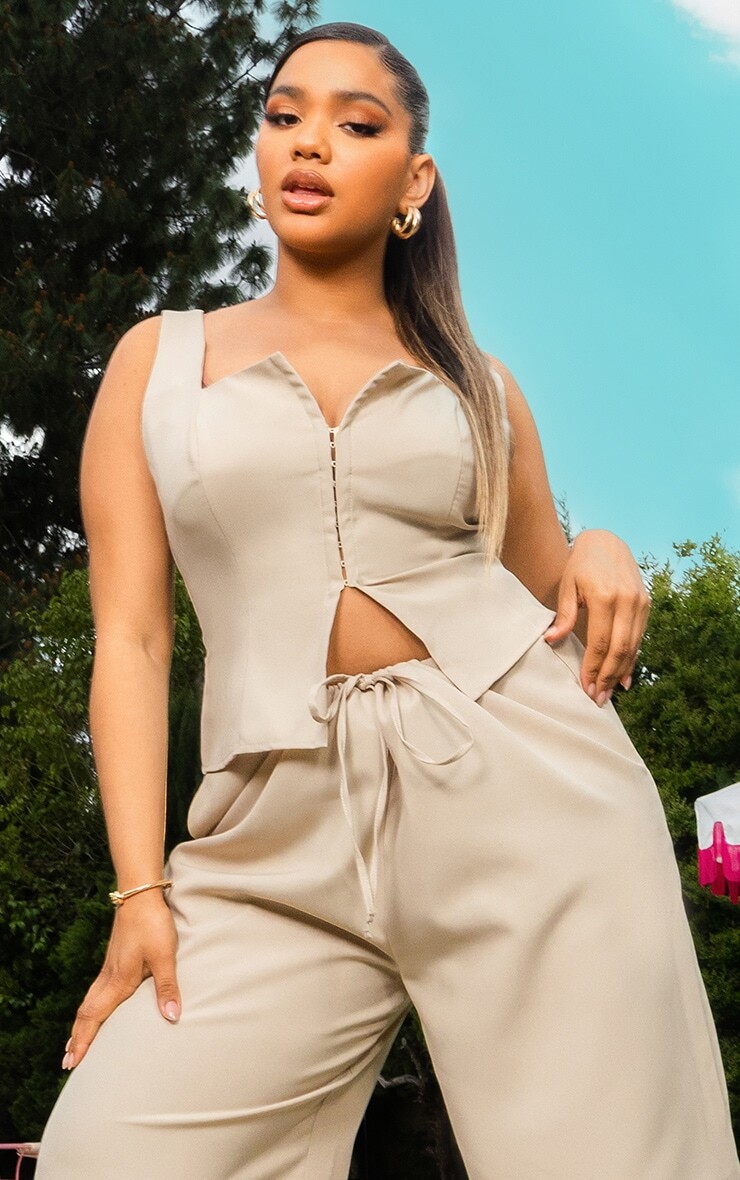 

PrettyLittleThing Топ-корсет Plus с крючками и проушинами Stone