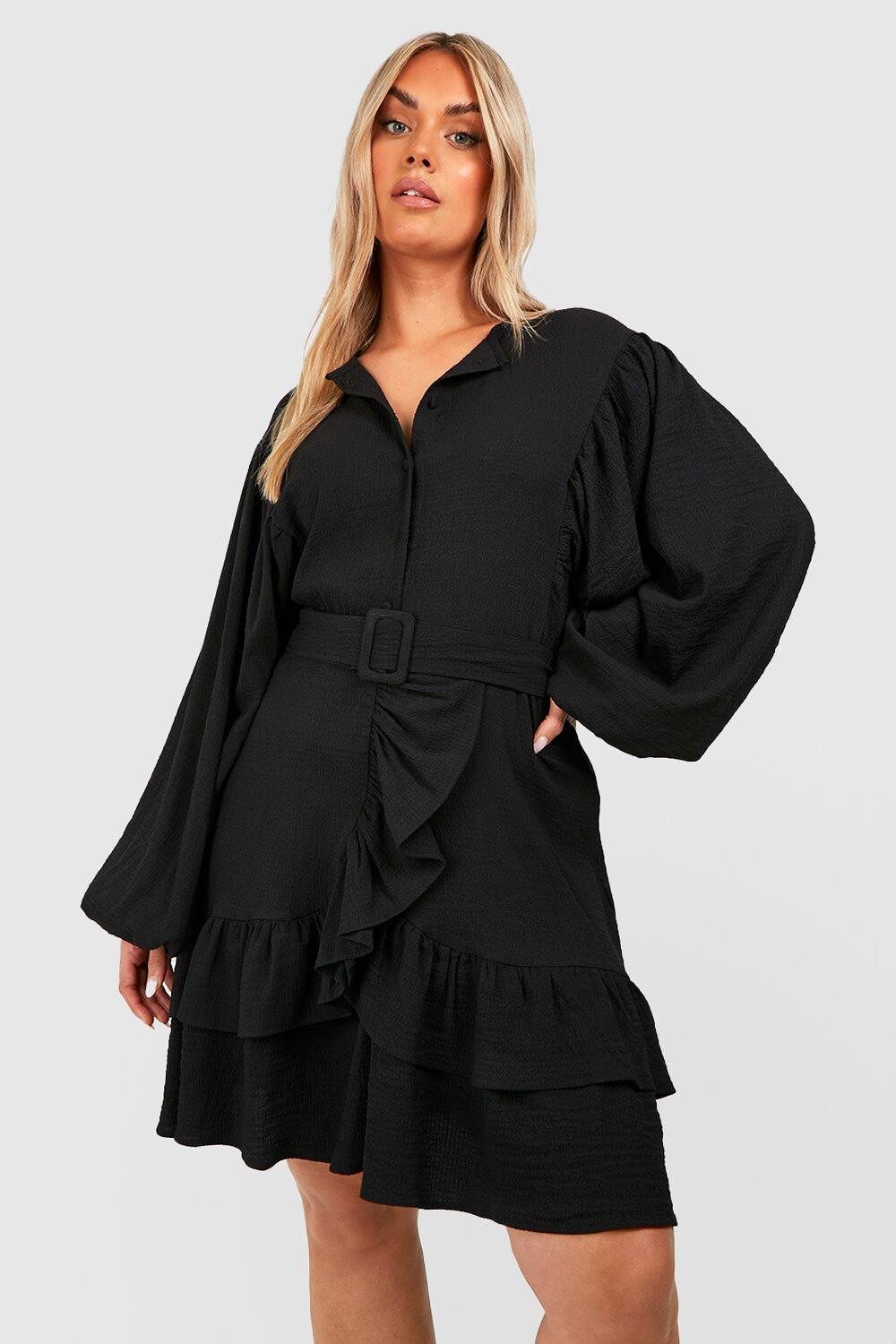 

Платье из ткани с текстурированными рубками plus Boohoo, черный
