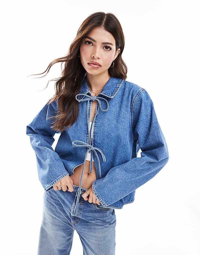 

Голубая джинсовая блузка с длинными рукавами и воротником ASOS DESIGN