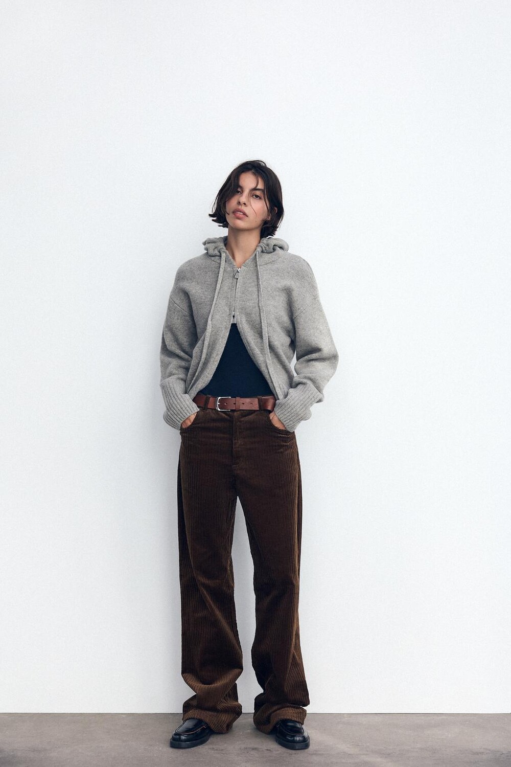 

Вязаный кардиган с капюшоном ZARA, светло-серый