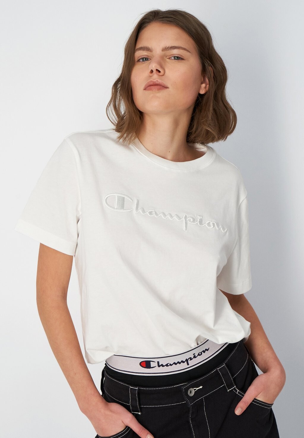 

Футболка с принтом CREWNECK LOGO Champion, белый