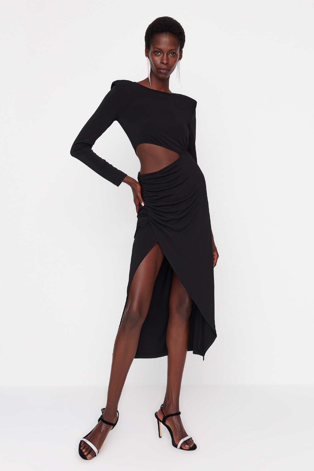 Платье Trendyol вечернее с вырезами, черный цена и фото