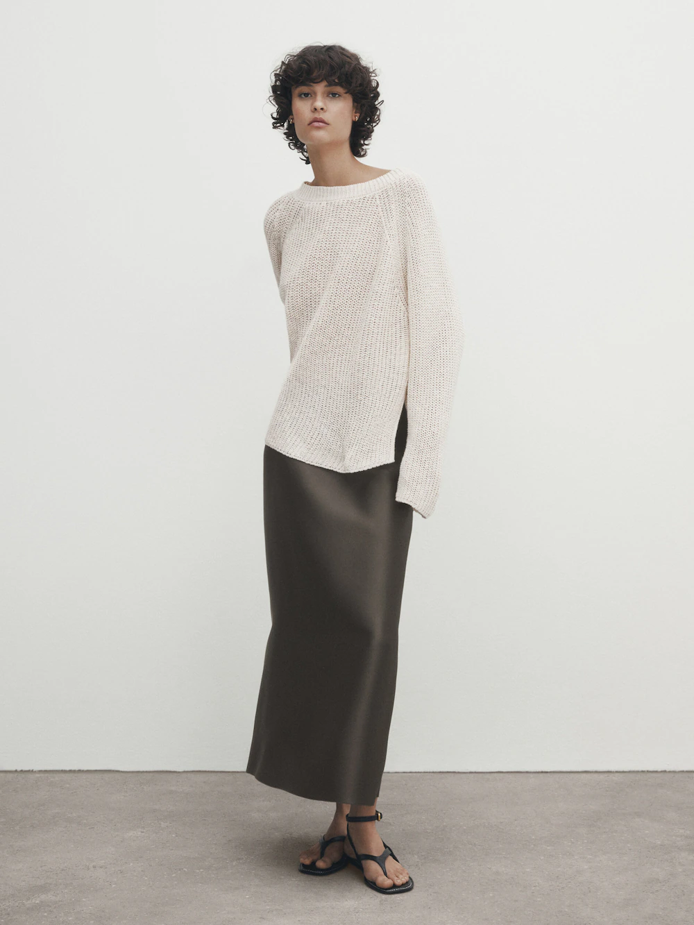 

Атласная юбка миди Massimo Dutti, серый