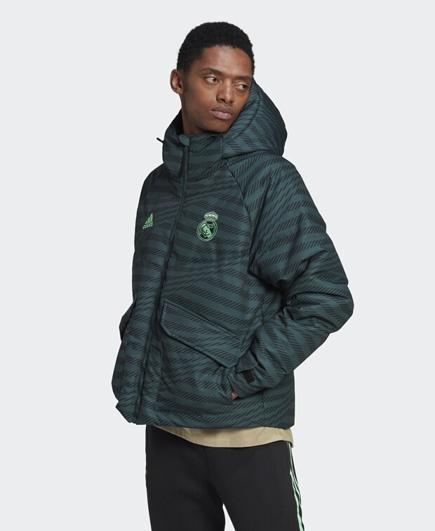 

Пуховик adidas, черный