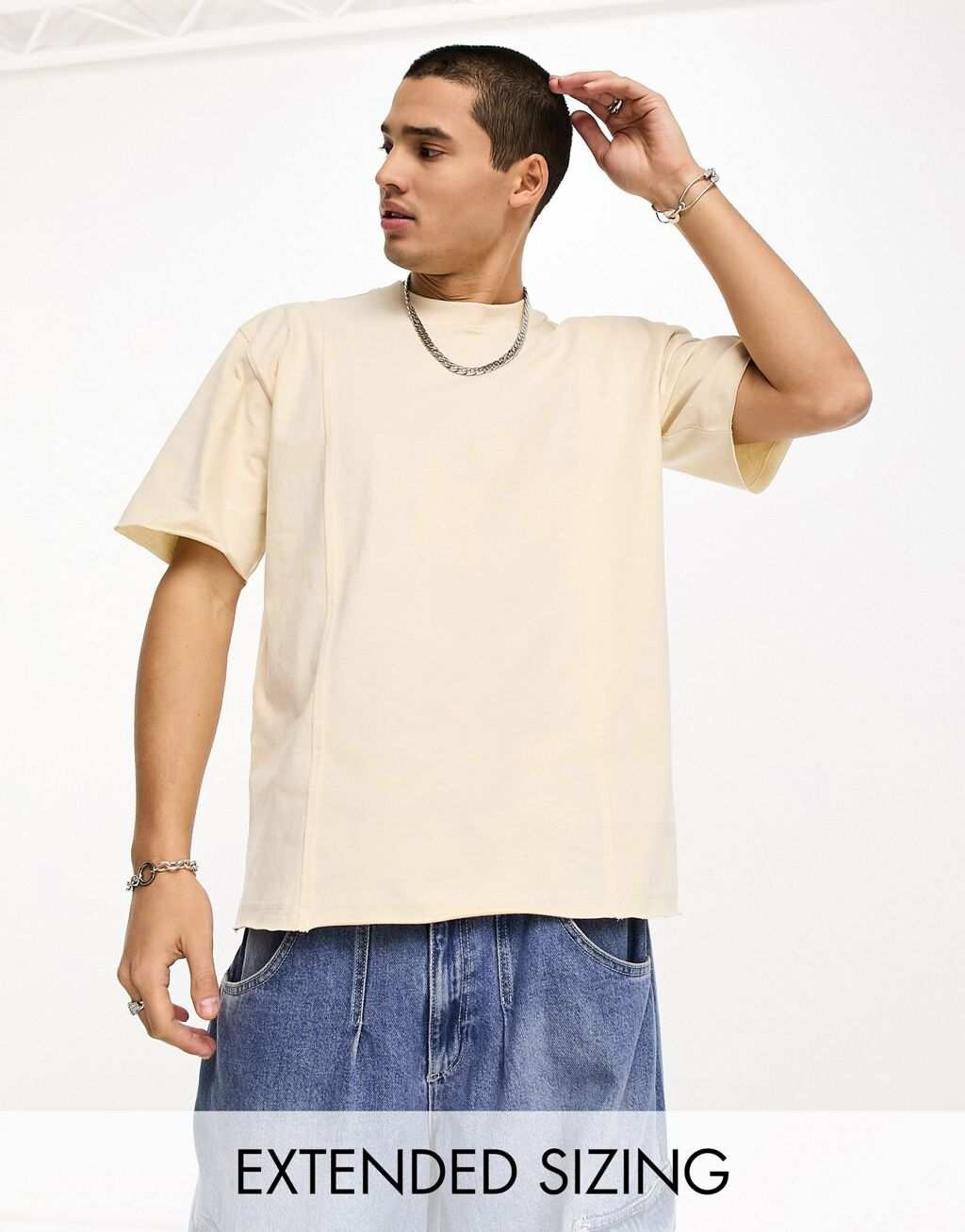 

Бежевая футболка со швами Calvin Klein Jeans — эксклюзивно для ASOS, Бежевый