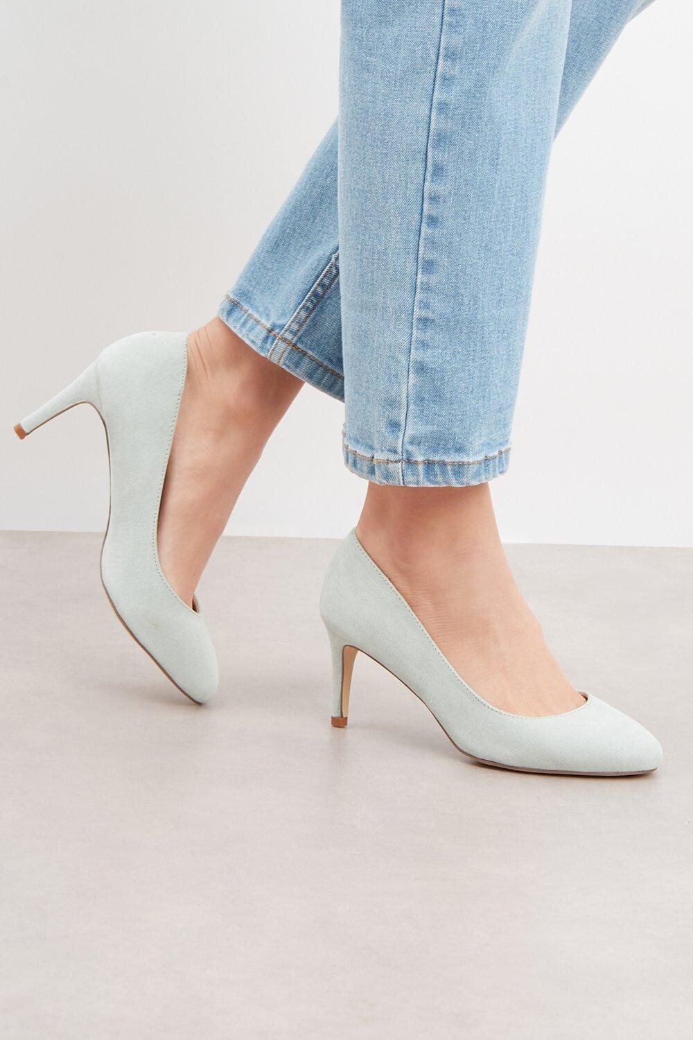 

Хорошо для подошвы: туфли-лодочки Angela Dorothy Perkins, бежевый