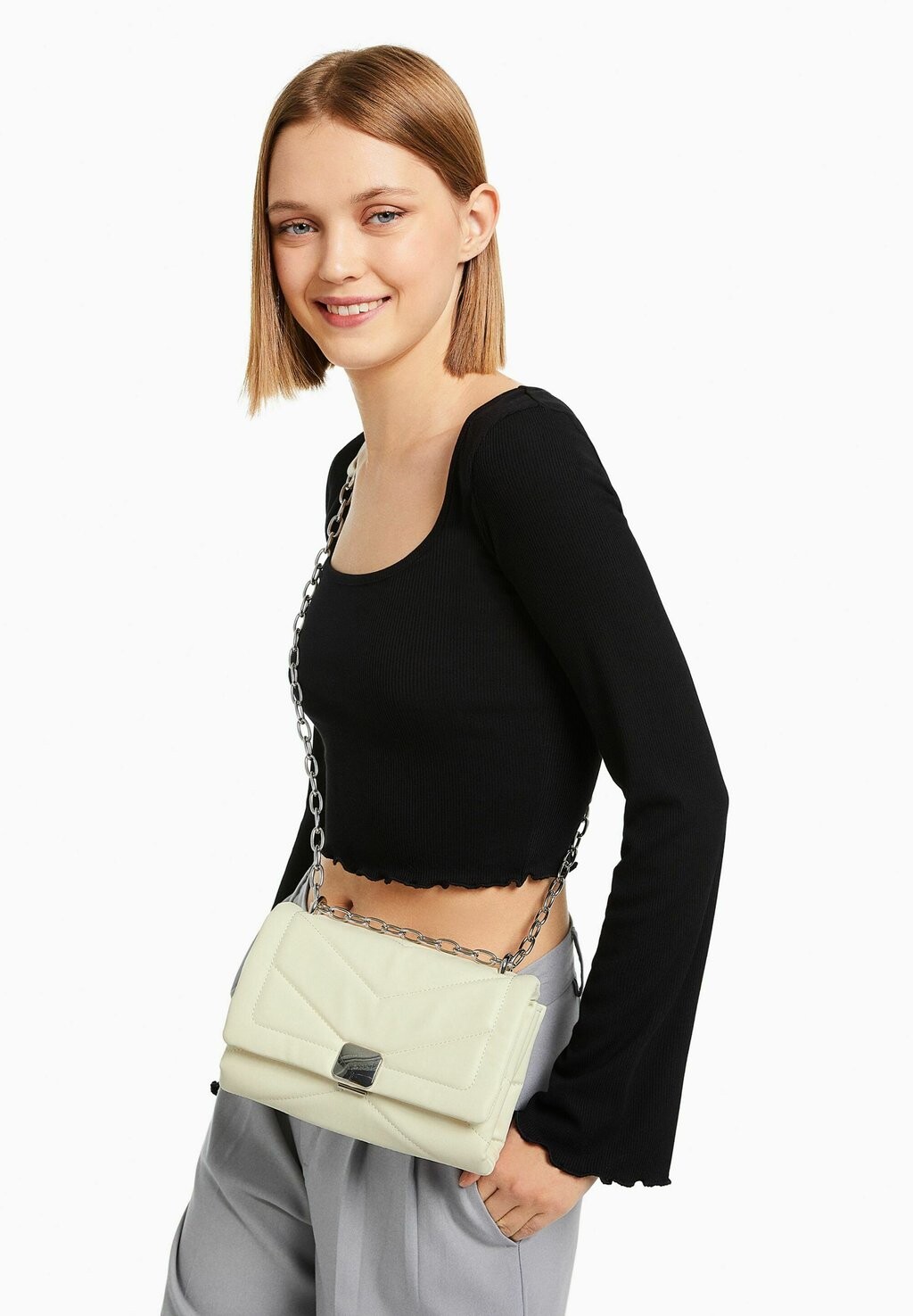 

Сумка через плечо Bershka