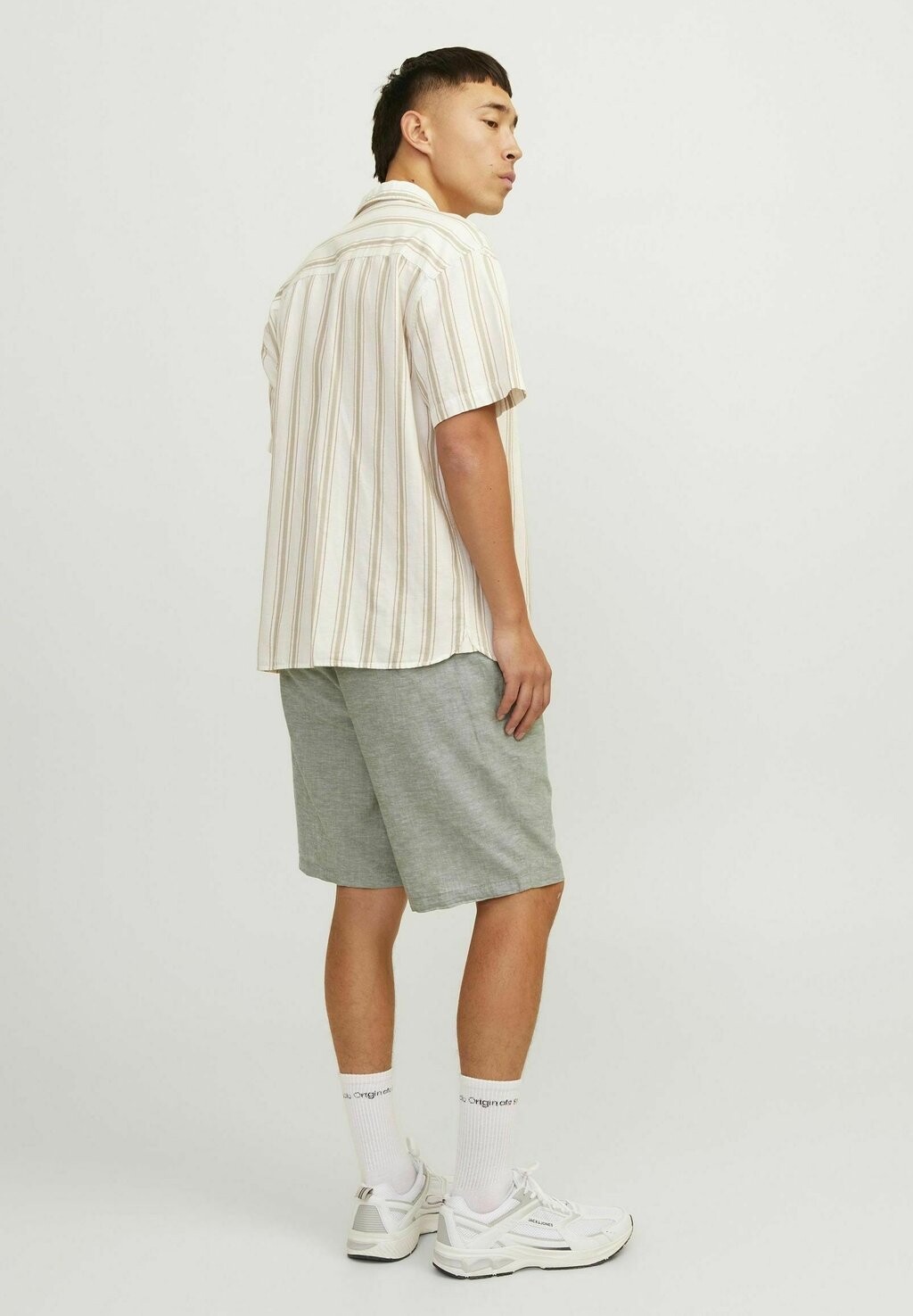 

Шорты Jack & Jones, серый