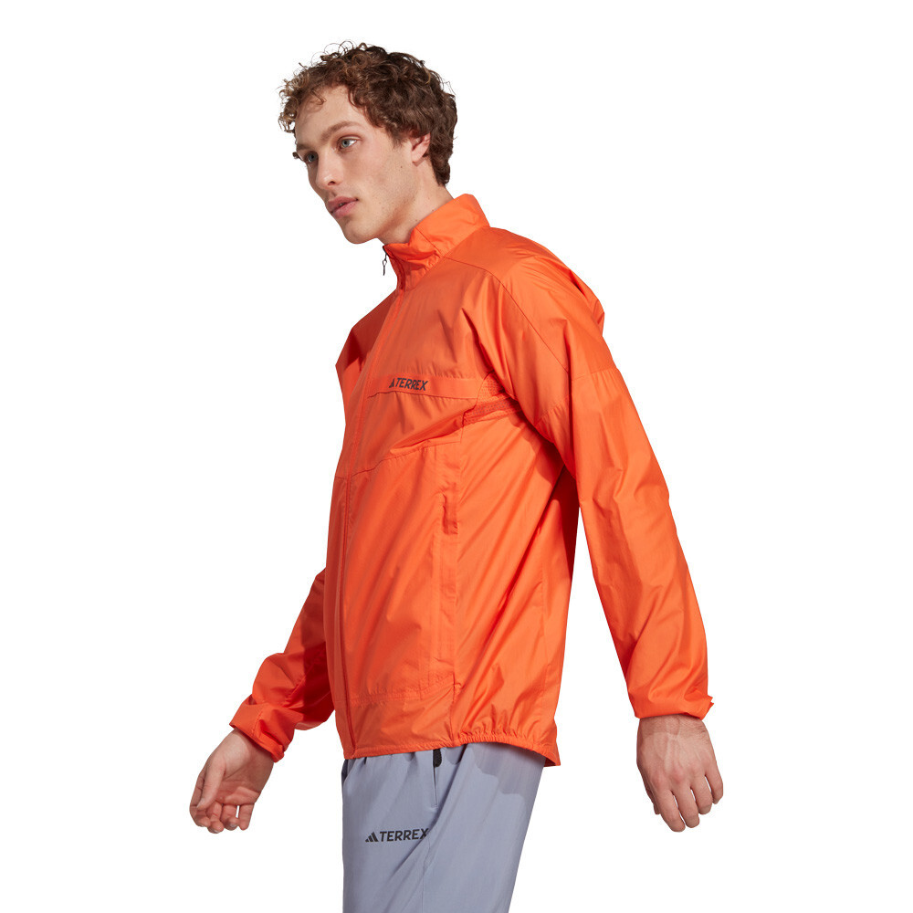 

Куртка adidas Terrex Multi Windbreaker, оранжевый