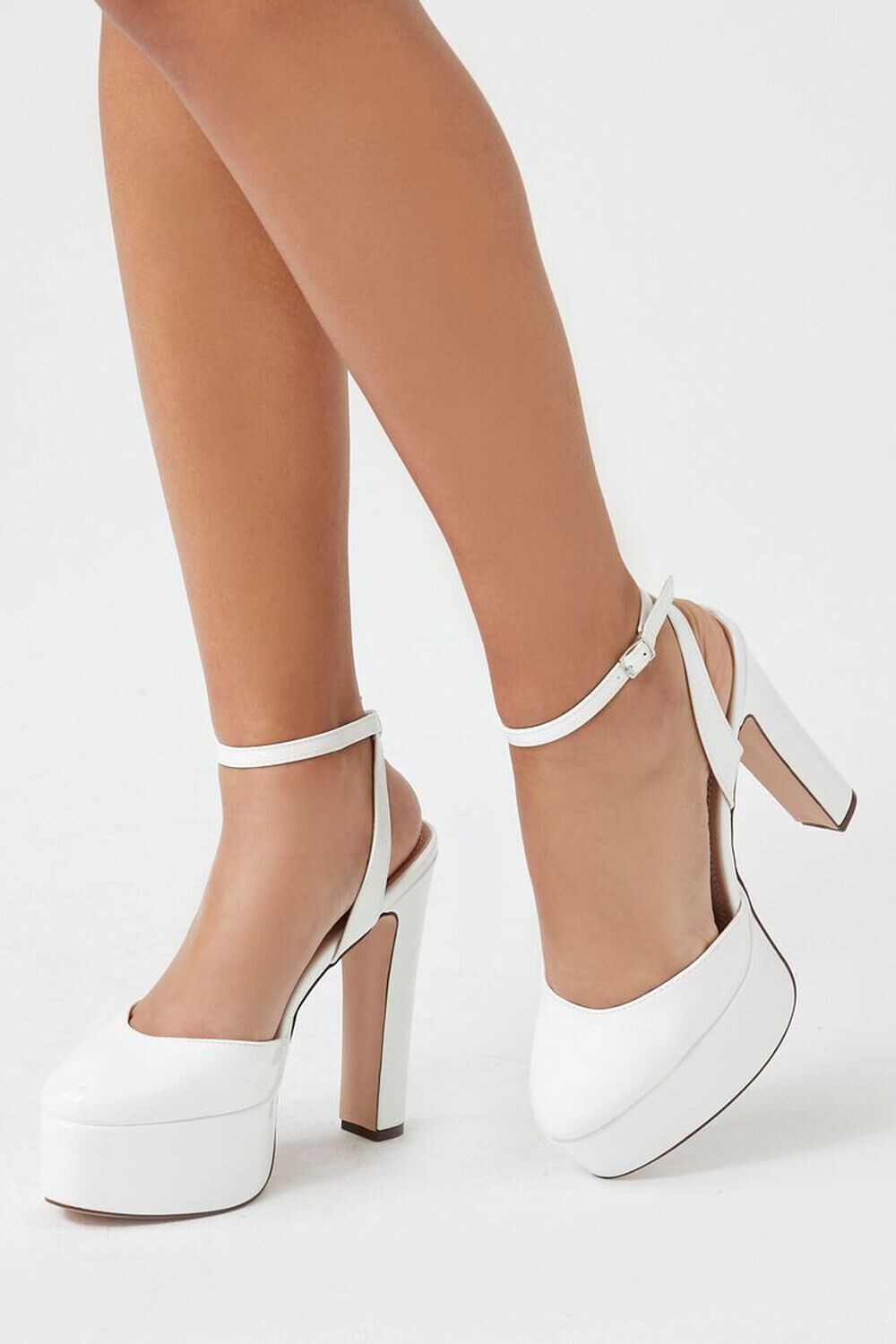 

Туфли на платформе из искусственной кожи Forever 21, белый
