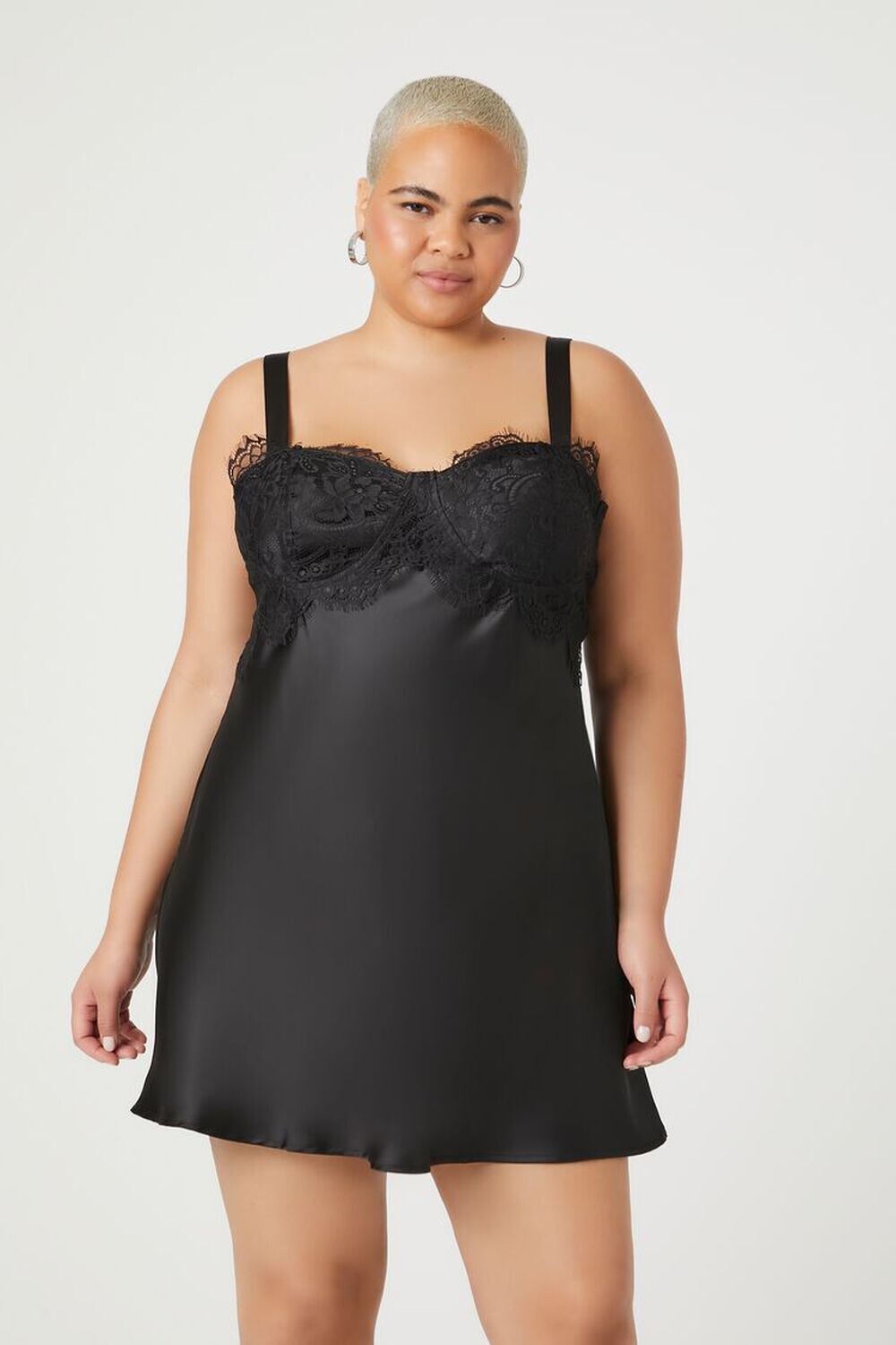 

Атласное кружевное мини-платье больших размеров Forever 21, черный