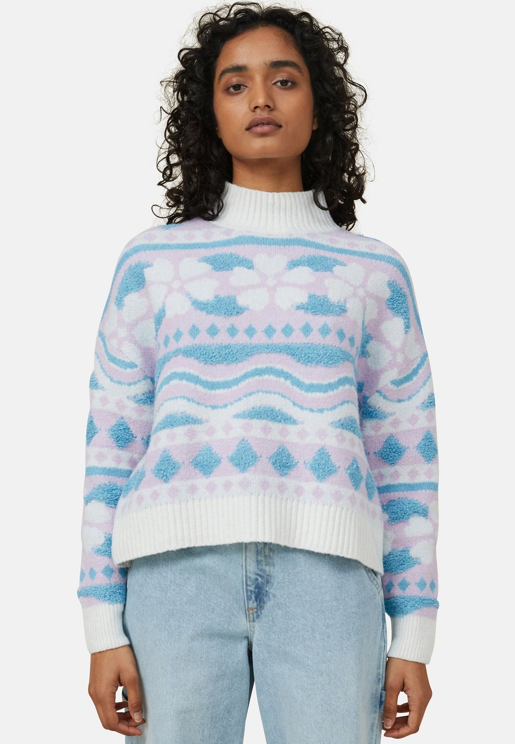 цена Вязаный свитер COSY MOCK NECK NEUTRALS FAIRISLE Cotton On, цвет blue