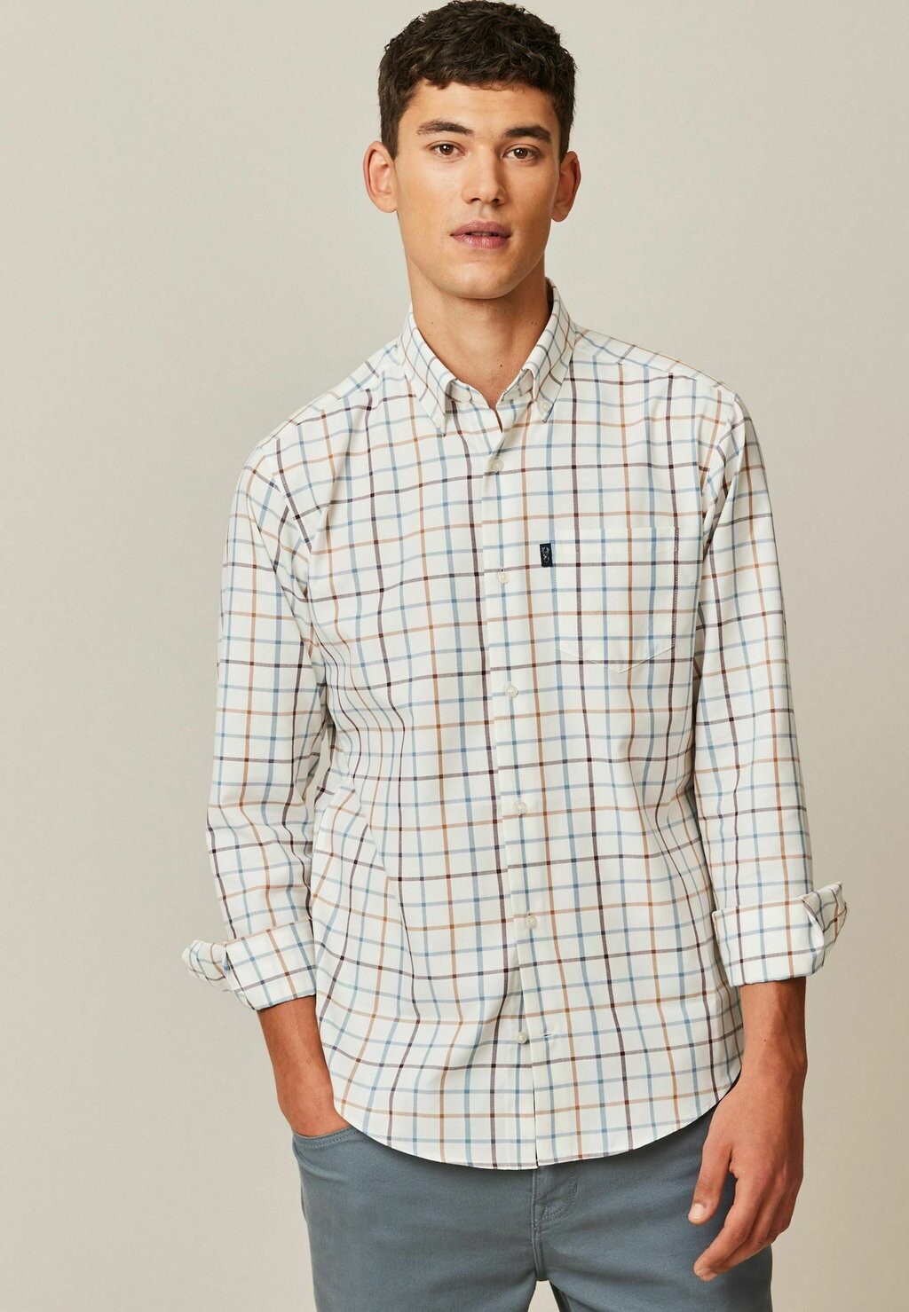 

Рубашка Easy Iron Button Down Oxford Next, цвет ecru white blue mini tattersall