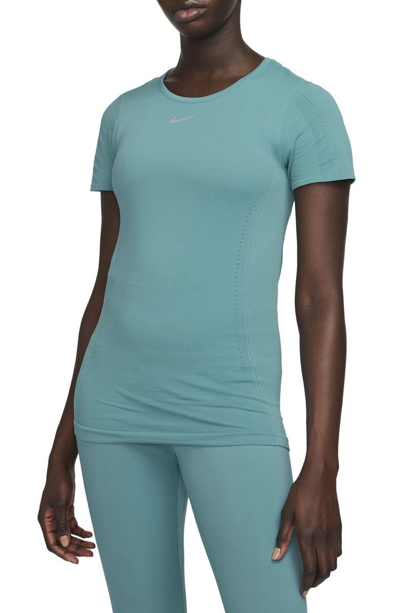 

Бесшовная теннисная футболка Dri-FIT Advantage NIKE