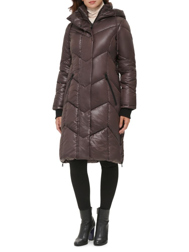 

Стеганое пуховик с шевроном Kenneth Cole, цвет Chocolate