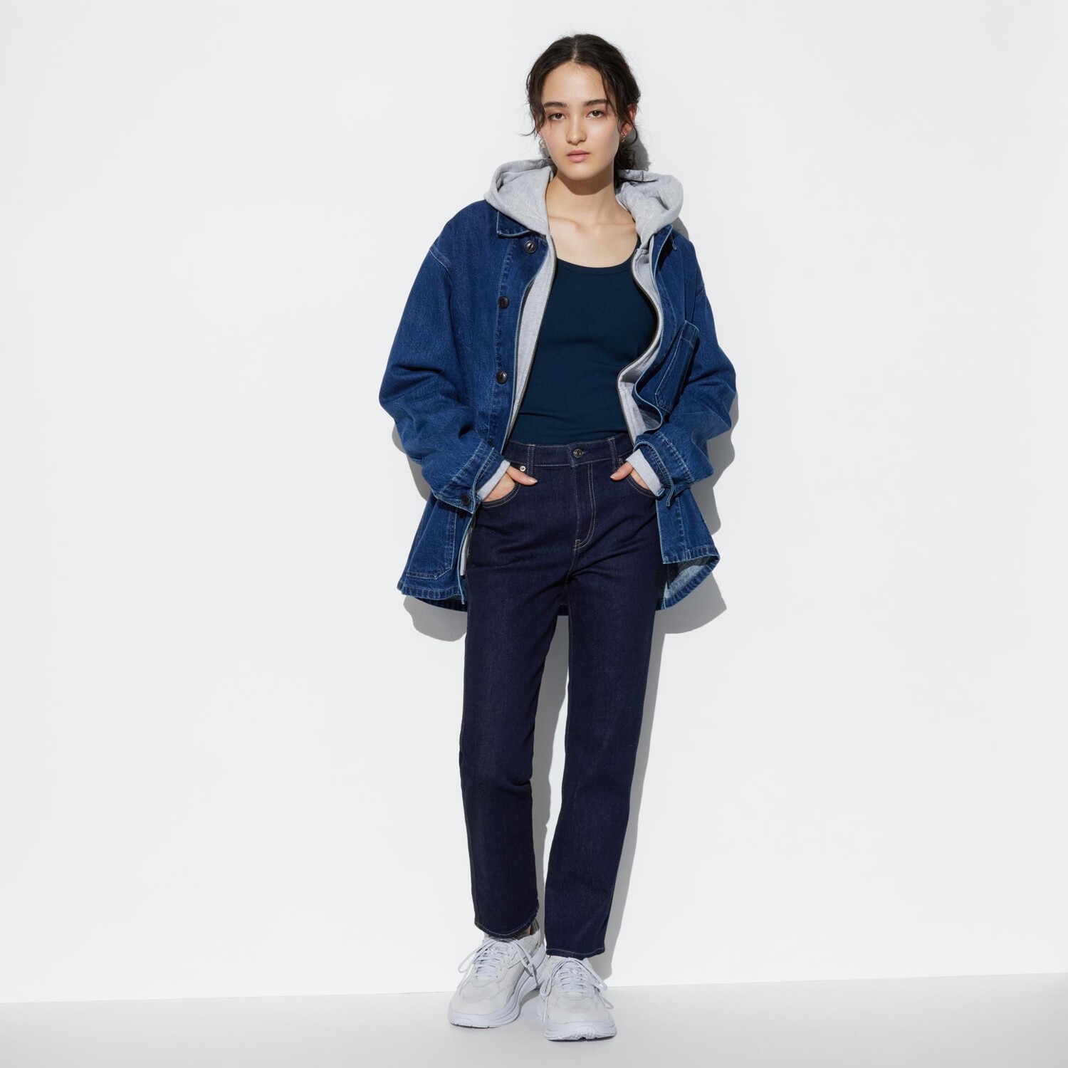 

Джинсы Uniqlo женские узкого кроя, темно-синий