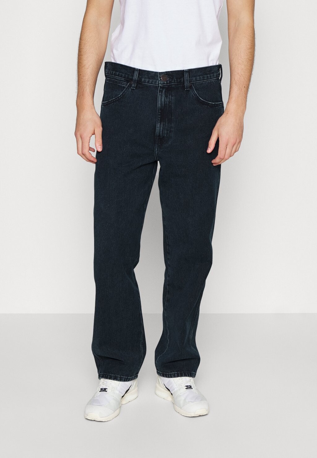 

Джинсы свободного кроя Wrangler